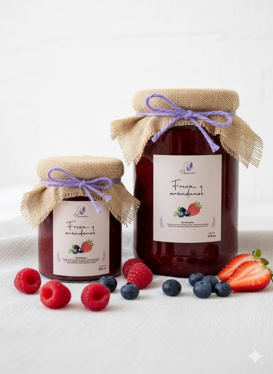 Mermelada de fresas y arándanos